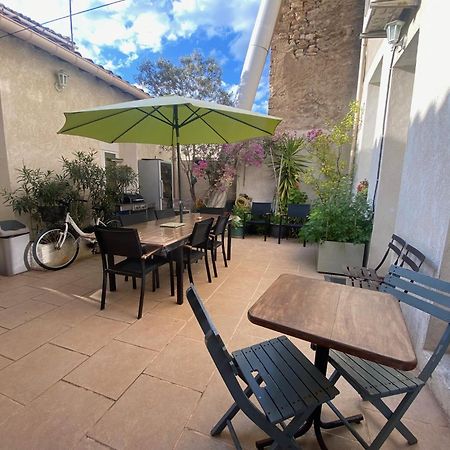Location saisonnière d'un appartement à Sète Extérieur photo