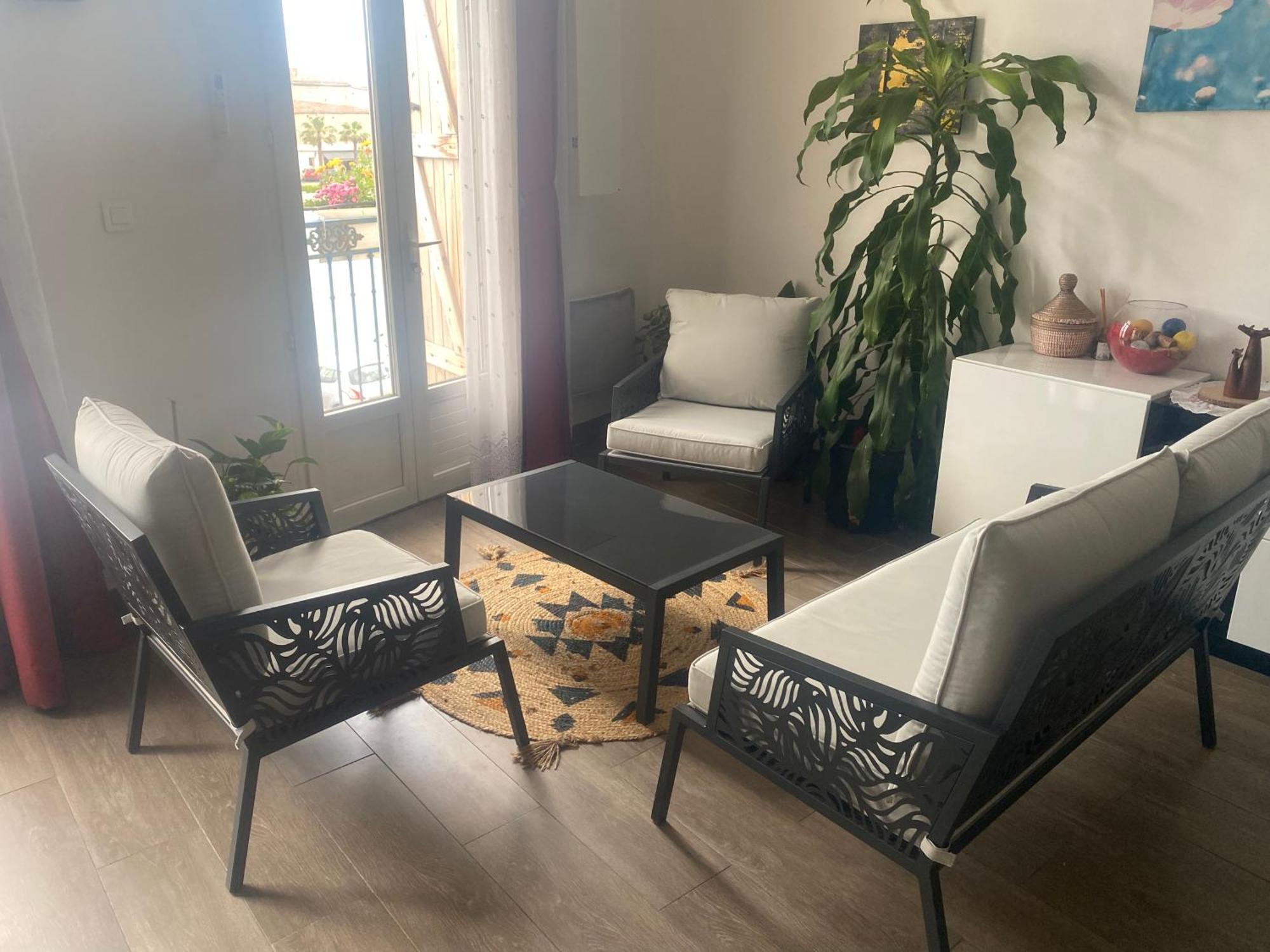 Location saisonnière d'un appartement à Sète Extérieur photo